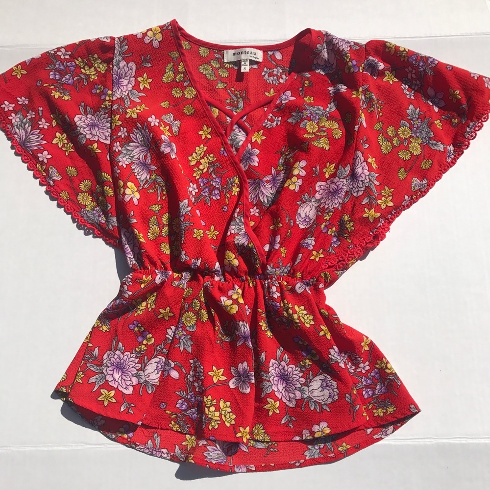 Red floral top